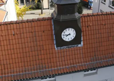 Kuppelturm mit Kupfer-Stehfalzdeckung und Anschluss an die Ziegeldeckung, M&ouml;nchengladbach