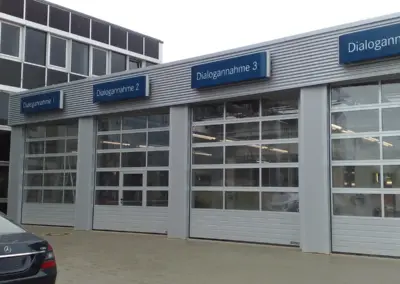 Fassade Vordach Autohaus Ratingen